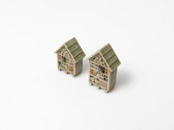 N - Bug house / Insect hotel